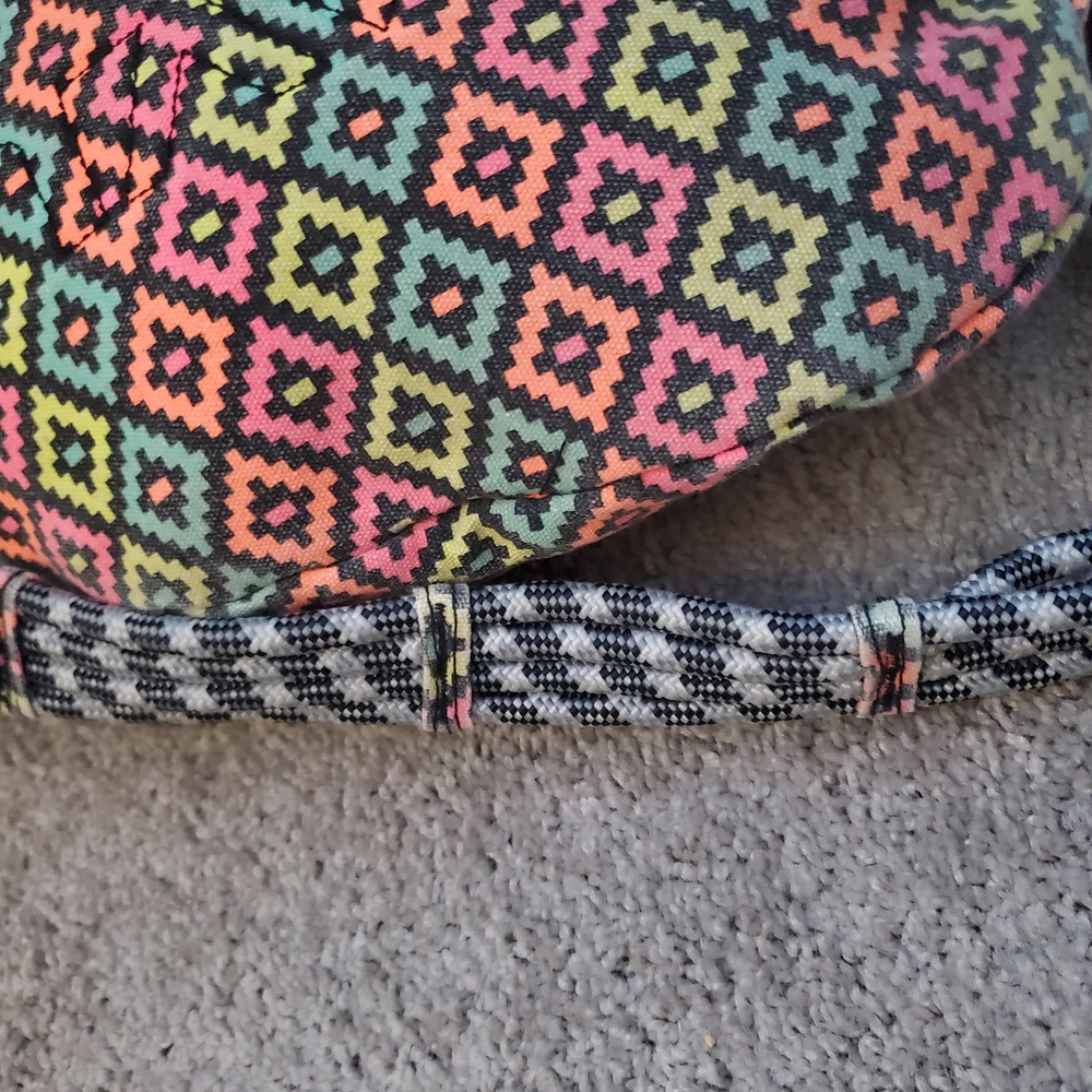Kavu 80s Style Multicolor Patterned Rope Bag Backpack - Picture 6 of 9